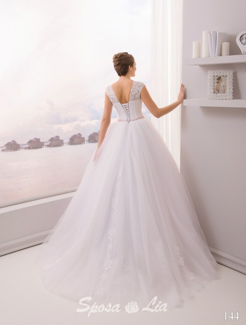 https://www.sposa-lia.com/images/stories/virtuemart/product/144 (3).jpg